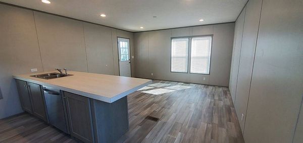 215 Palm Drive, Lot 215, Tampa FL 33613