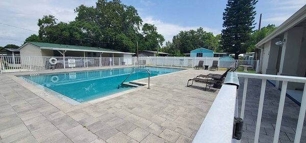 225 Sun Valley , Tampa FL 33613