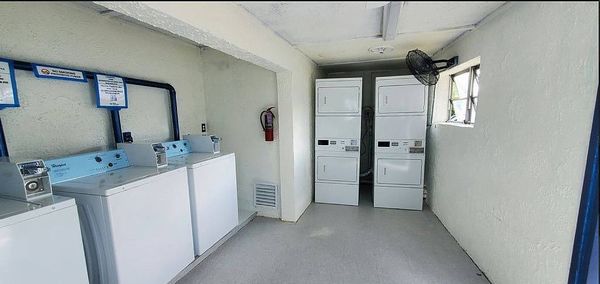 225 Sun Valley , Tampa FL 33613