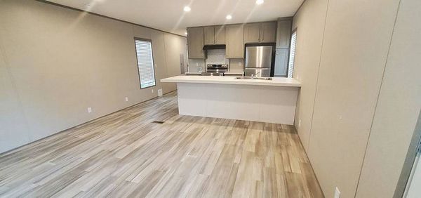 225 Sun Valley , Tampa FL 33613