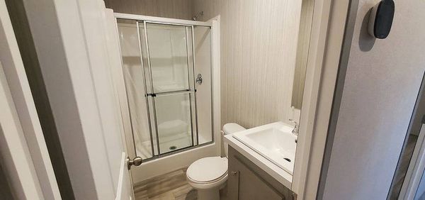 225 Sun Valley , Tampa FL 33613