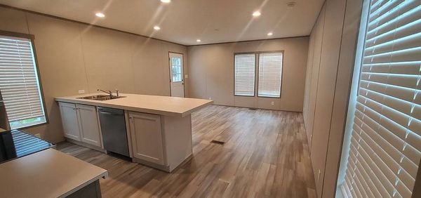 225 Sun Valley , Tampa FL 33613