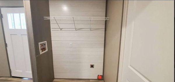 225 Sun Valley , Tampa FL 33613