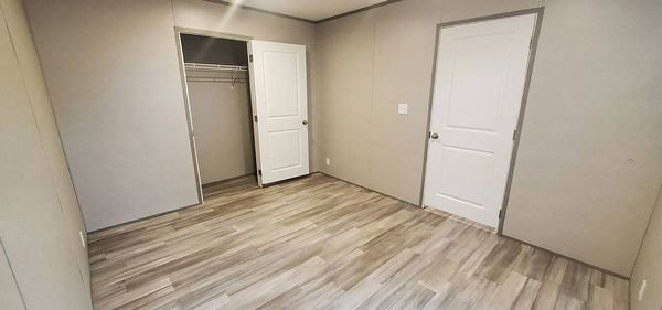 225 Sun Valley , Tampa FL 33613