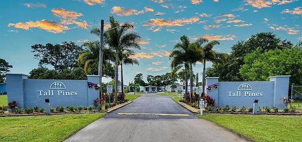 423 E Erie Dr, Fort Pierce FL 34946