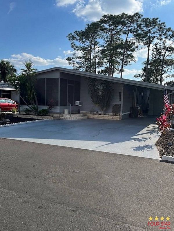 2168 Pebble Beach Blvd, Orlando FL 32826