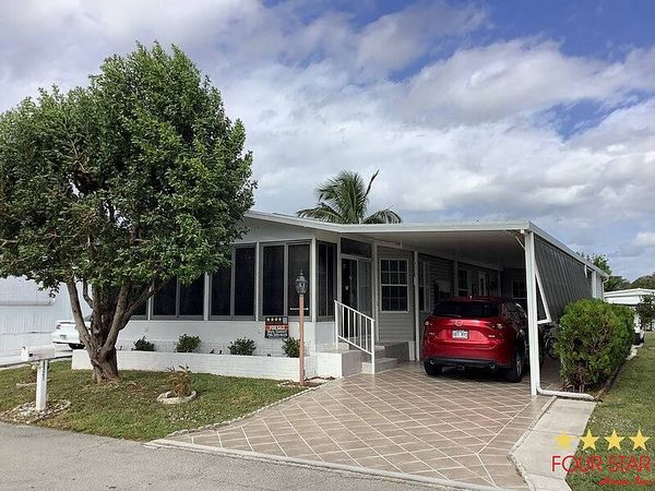 6521 Brandywine Dr South, Lot 547, Margate FL 33063