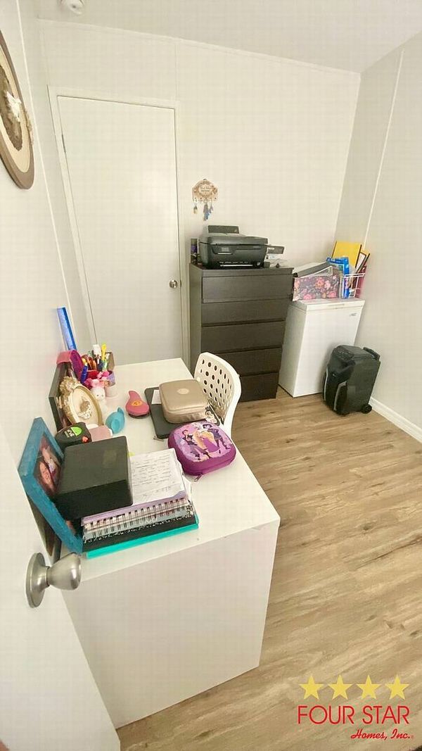 193 London Dr., Kissimmee FL 34746