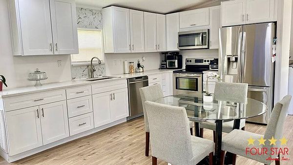 193 London Dr., Kissimmee FL 34746