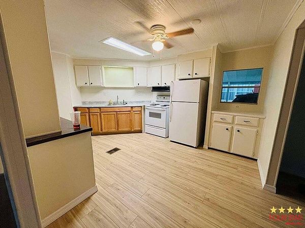 8775 20th St, Lot 571, Vero Beach FL 32966