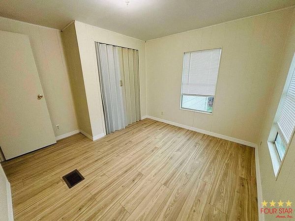 8775 20th St, Lot 571, Vero Beach FL 32966