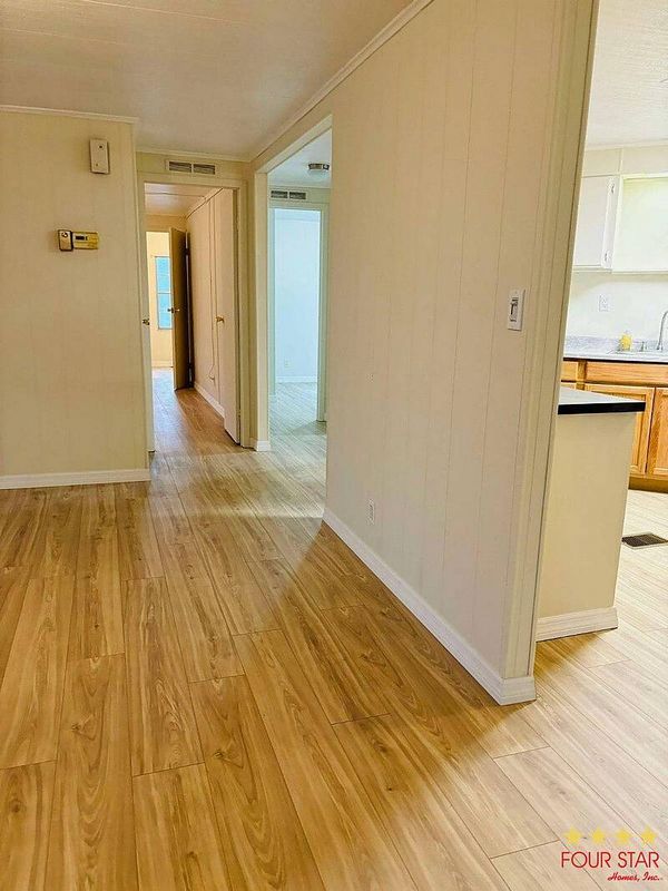 8775 20th St, Lot 571, Vero Beach FL 32966