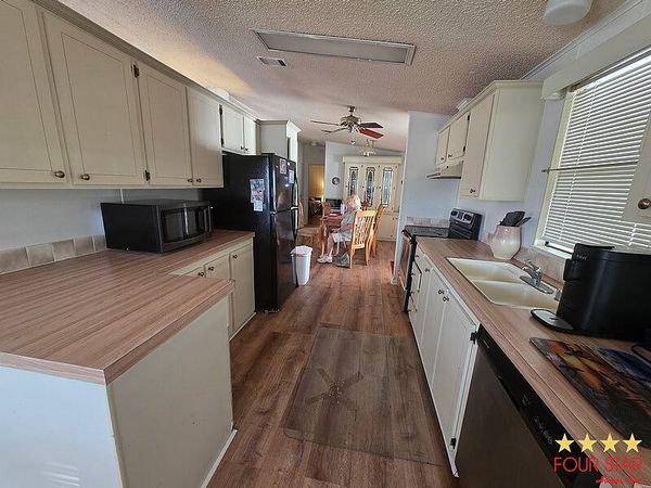 14 Sugarboat Dr, Leesburg FL 34788