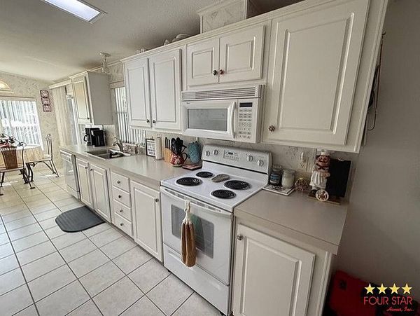 18 Niagara Circle, Ormond Beach FL 32174