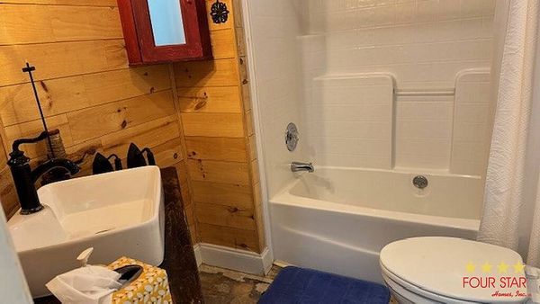 513 Venue Ct, Vero Beach FL 32966