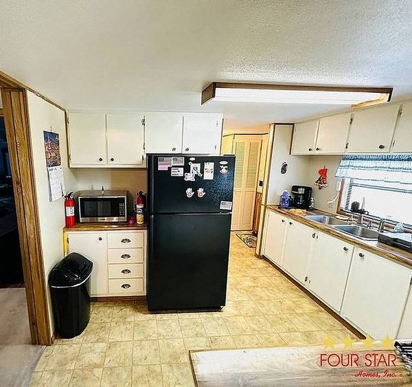 19 Valley Rd , DeLeon Springs FL 32120