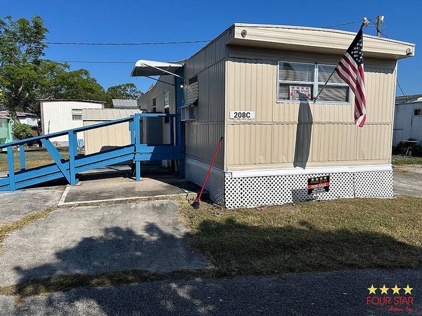 914 Clearlake Rd, Lot 208C, Cocoa FL 32922