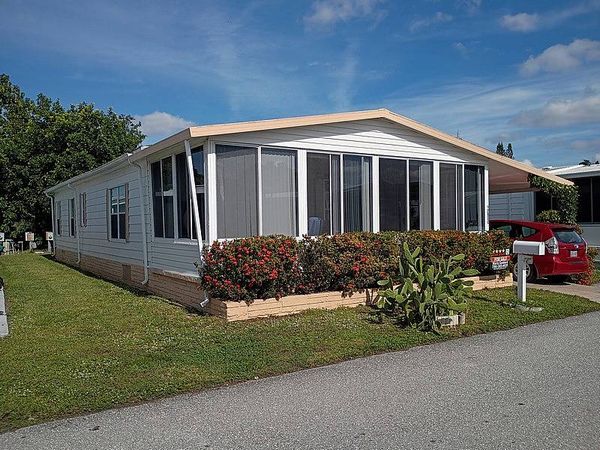 6715 NW 28th Street, Lot 811, Margate FL 33063