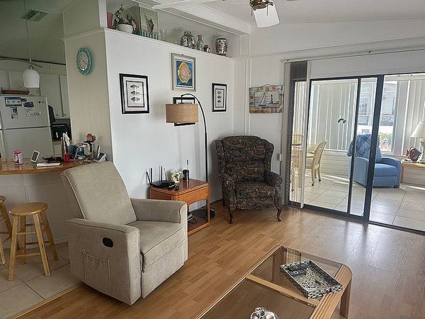 6715 NW 28th Street, Lot 811, Margate FL 33063