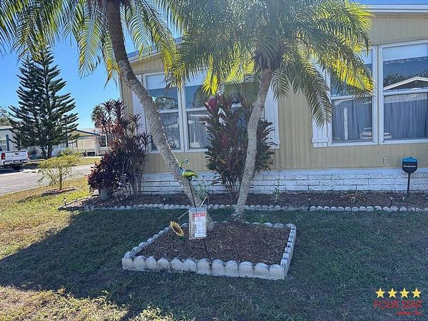 8775 20th St, Lot 417, Vero Beach FL 32966