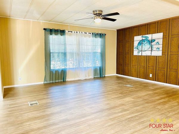 31 LAVENDER LN, Eustis FL 32726