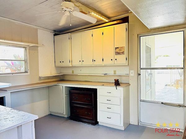 31 LAVENDER LN, Eustis FL 32726