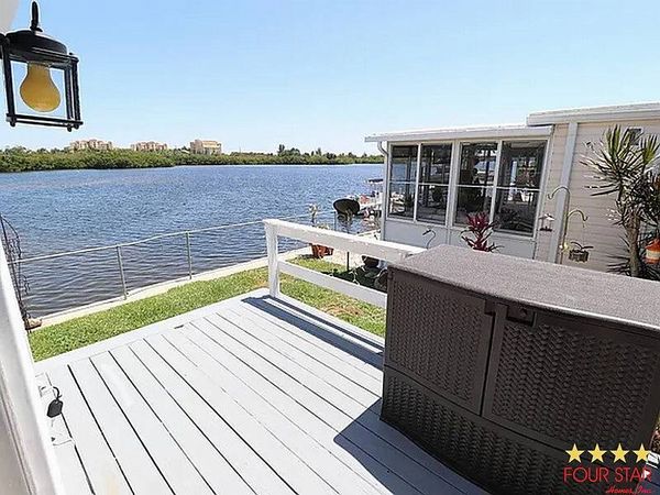 327 3rd St. Dr. W , Lot 19, Palmetto FL 34221