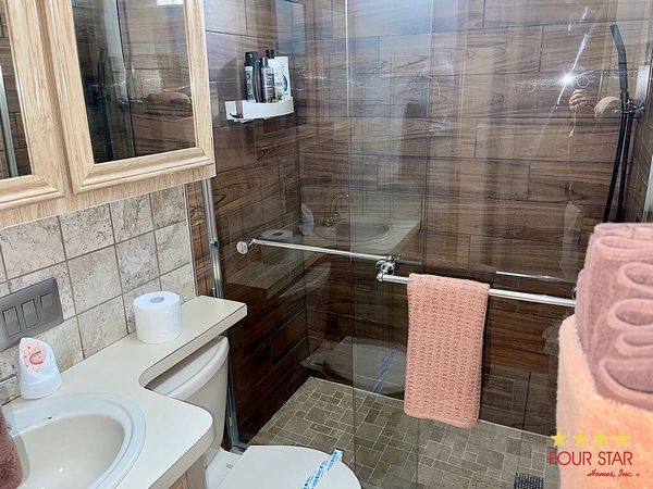 946 Savanna Dr, Kissimmee FL 34746