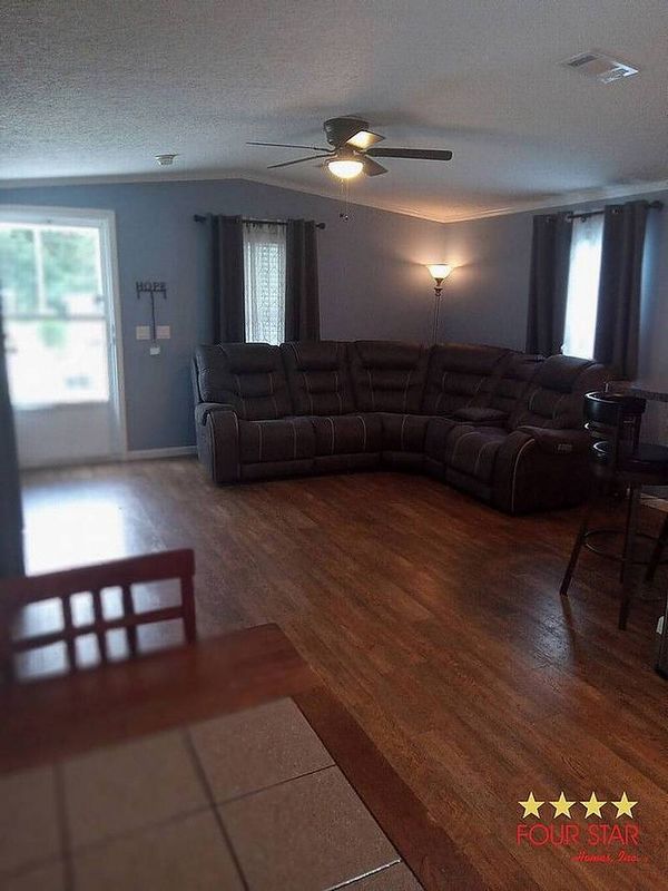 140 Spring St, Port Orange FL 32129