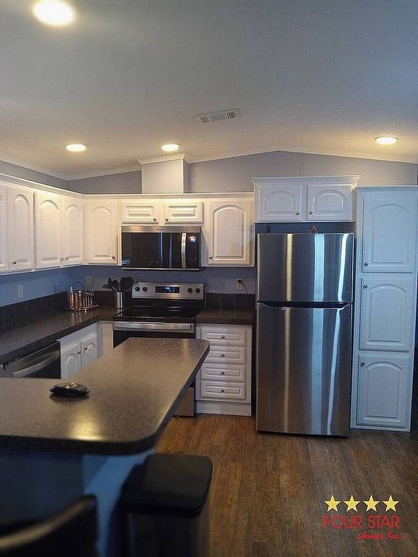 140 Spring St, Port Orange FL 32129