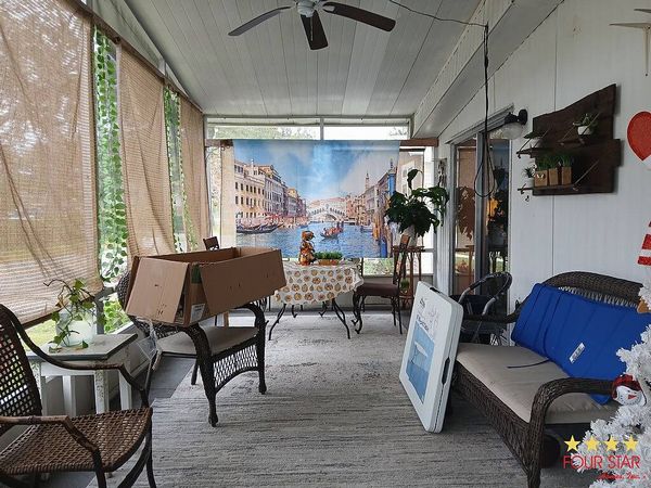 1111 Laura St, Casselberry FL 32707