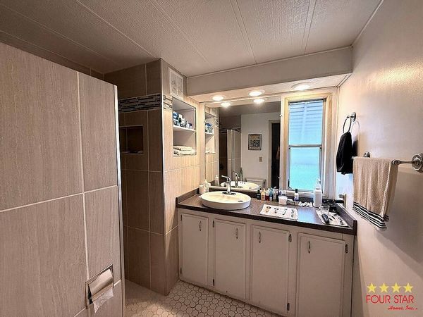 235 Linden St, Port Orange FL 32127