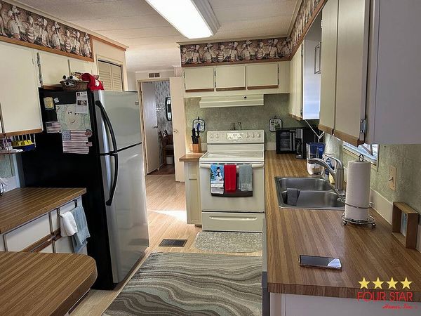 3 Ecuador Ct, Fort Pierce FL 34951