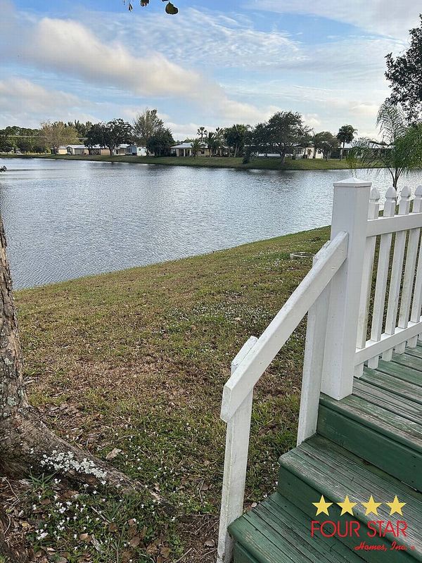 3 Ecuador Ct, Fort Pierce FL 34951
