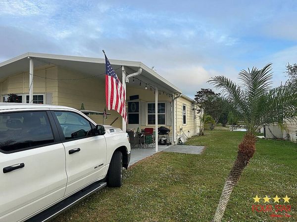 3 Ecuador Ct, Fort Pierce FL 34951
