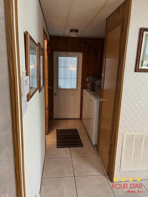 14326 Pine Valley Rd, Orlando FL 32826