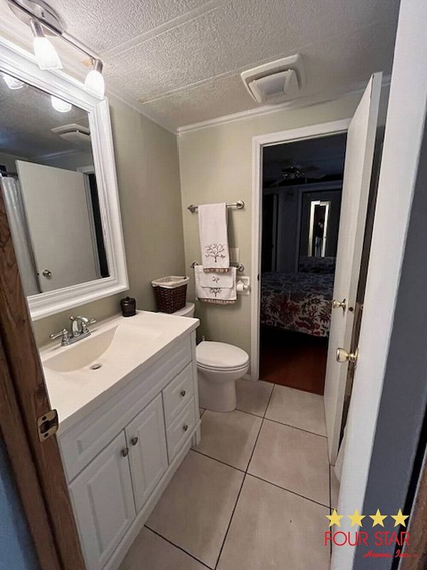 14326 Pine Valley Rd, Orlando FL 32826