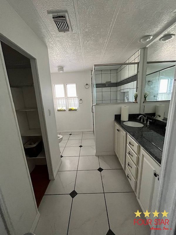 14326 Pine Valley Rd, Orlando FL 32826