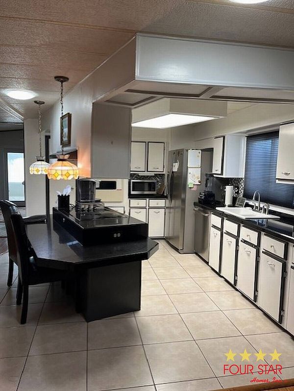 14326 Pine Valley Rd, Orlando FL 32826