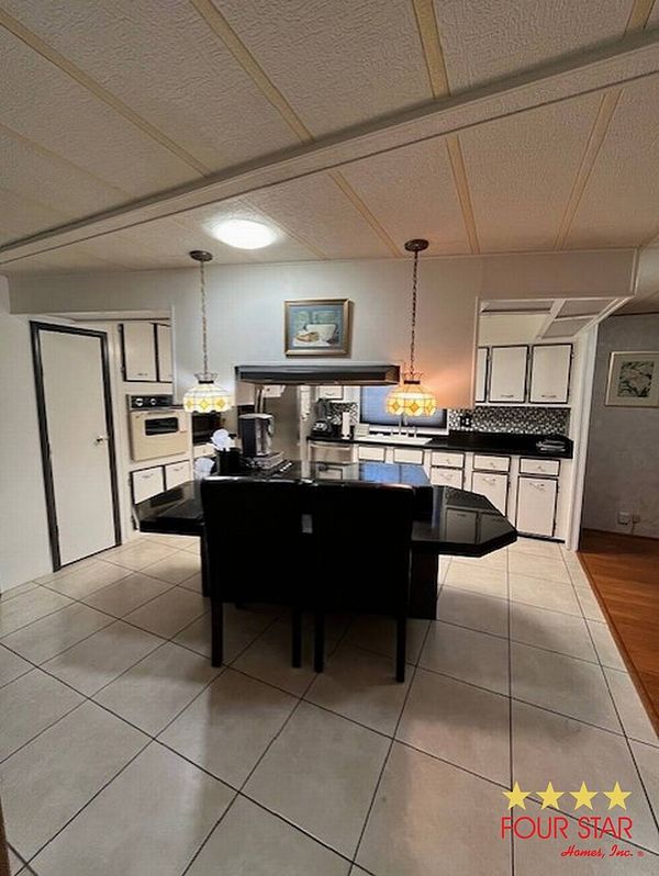 14326 Pine Valley Rd, Orlando FL 32826