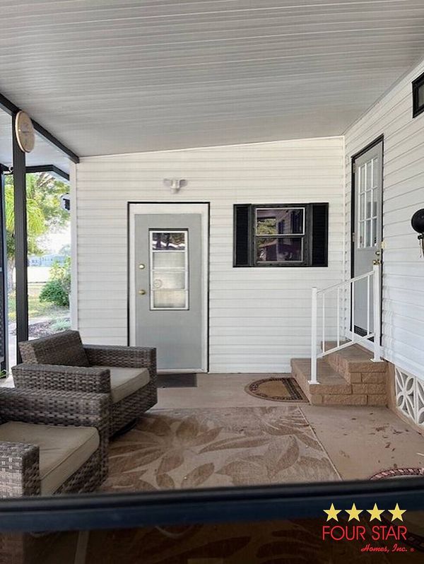 14326 Pine Valley Rd, Orlando FL 32826