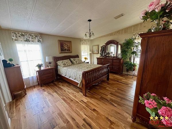 134 Oak Ln, Lake Helen FL 32744