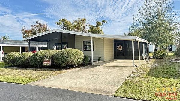 134 Oak Ln, Lake Helen FL 32744