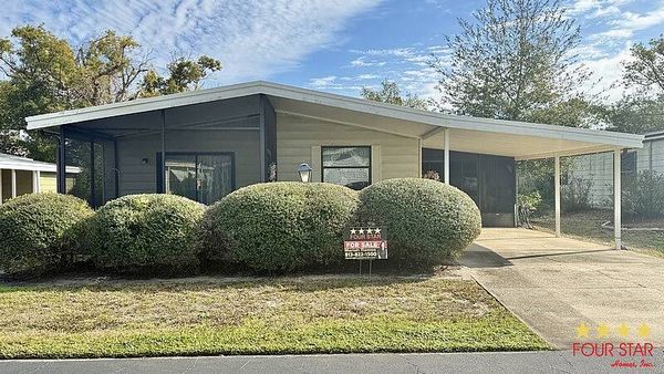 134 Oak Ln, Lake Helen FL 32744