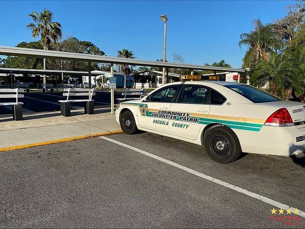 403 Forest Ln., Kissimmee FL 34746