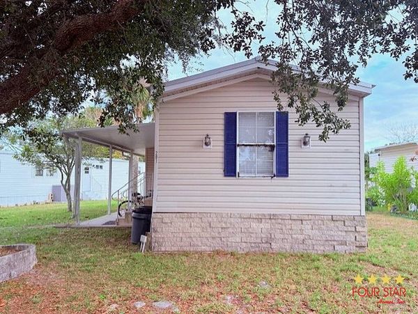 201 Loquat Lane, Port Orange FL 32127