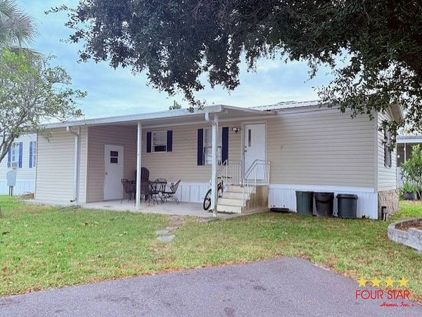 201 Loquat Lane, Port Orange FL 32127