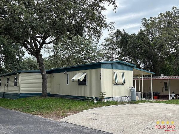 2438 Montauk Ct, Orange City FL 32763