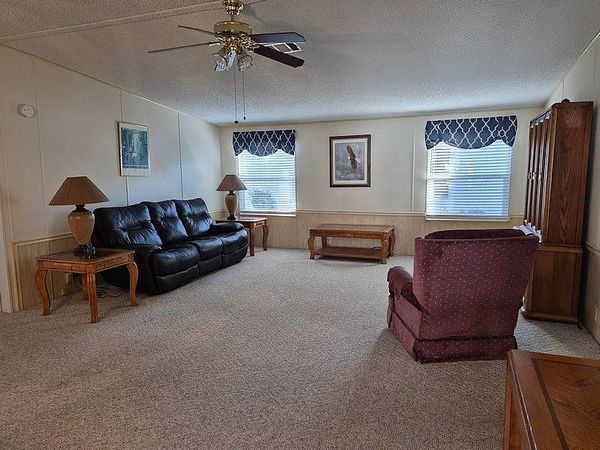 2281 Mariposa Ave, Port Orange FL 32129