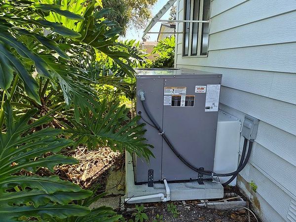 2281 Mariposa Ave, Port Orange FL 32129